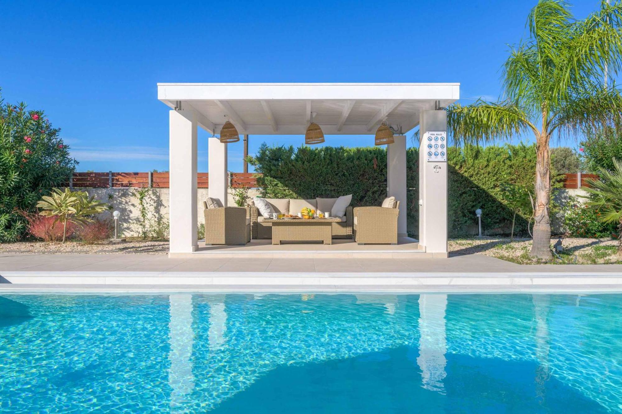 Telchini Villa *